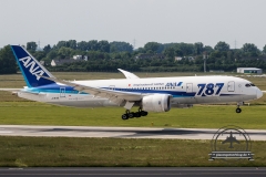 ANA Boeing 787-8 JA813A