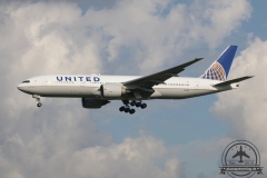 United B777-200 N78001