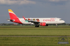 Iberia A320 EC-LYE