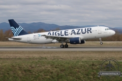 Aigle AZUR A320 F-HBIO