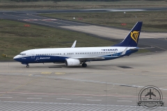 Ryanair B737-800 EI-DCL