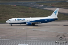 Blue Air B737-400 YR-BAU