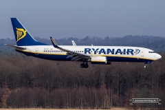 Ryanair EI-EFX B737-800