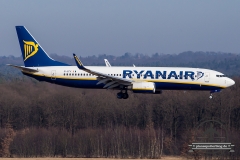 Ryanair EI-EFX B737-800