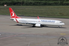 Turkish Airlines B737-900 TC-JYC