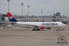 YU-ARA A330-200 AirSerbia Feuertreppe